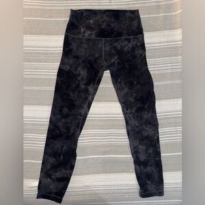 Lululemon Align 25” Diamond Dye Pitch Grey size 8 great condition